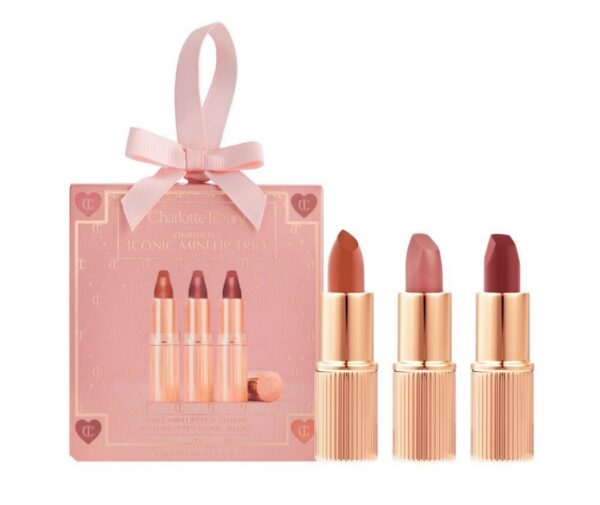 CHARLOTTE TILBURY’S ICONIC MINI LIP TRIO KIT .